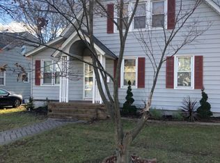 129 Stout Ave, Middlesex, NJ 08846