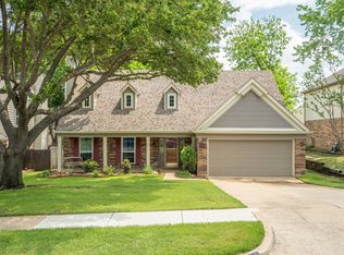 4385 Kenwood Dr, Grapevine, TX 76051
