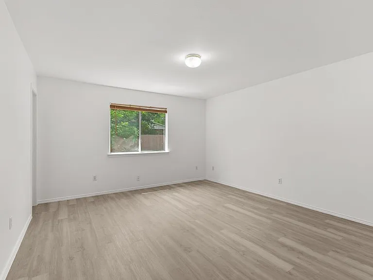 112 James Lin Cir — Photo 18