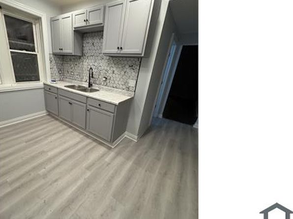 7846 S May St UNIT 2