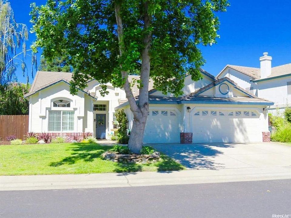 1st image of 1310 Avenida Alvarado