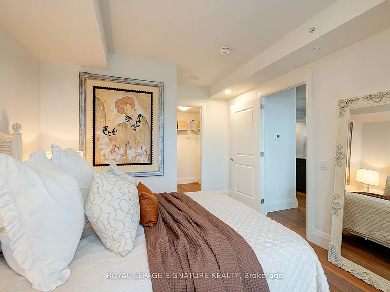 285 Avenue Rd #303 — Photo 30