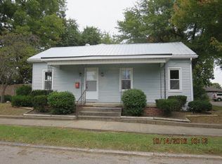 306 E Walnut St, Fort Branch, IN 47648