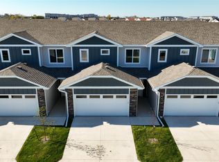 234 NW Waverly Dr, Waukee, IA 50263