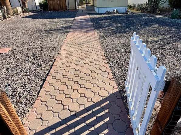 27981 Evans Ave, Bouse, AZ 85325