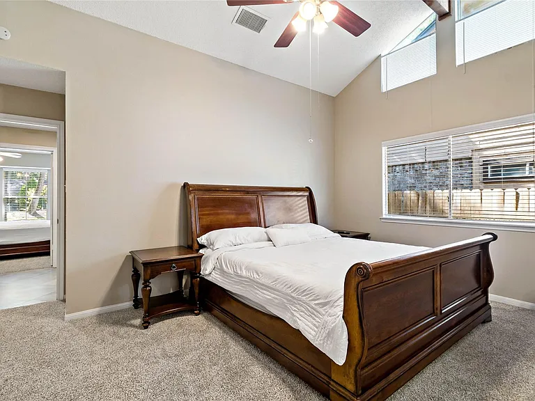 9 Brentwood Oaks Ct — Photo 11