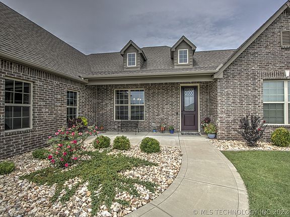 4th image of 21913 Westin Park Ln