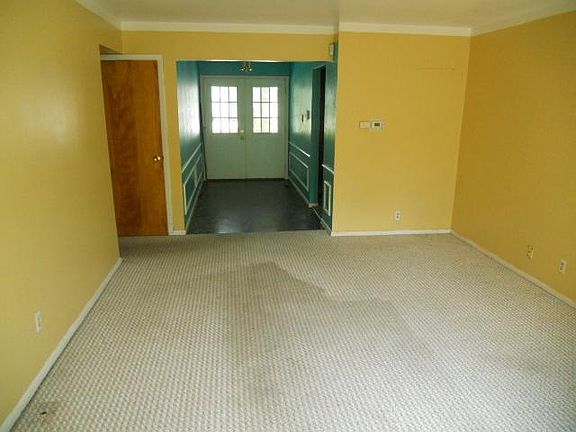 4th image of 3141 Ashway Dr