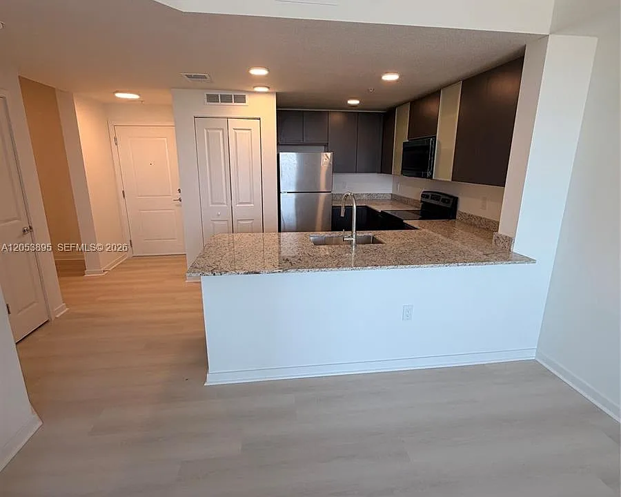 5563 Millenia Park Blvd #310