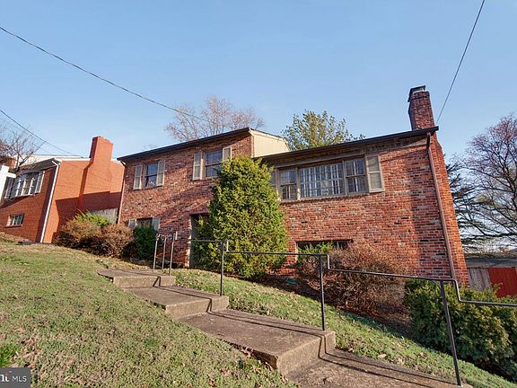 2nd image of 4612 9th St S