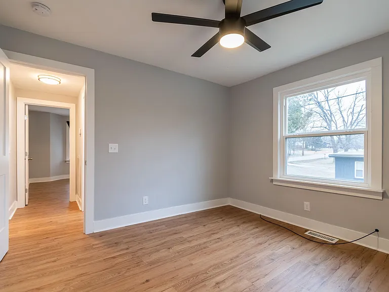 3823 Saunders Ave — Photo 27