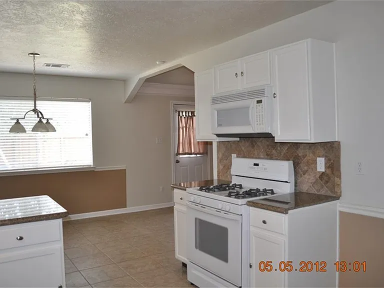 3910 Bridgebay Ln — Photo 8