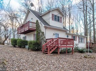 822 Summit Point Dr, Front Royal, VA 22630