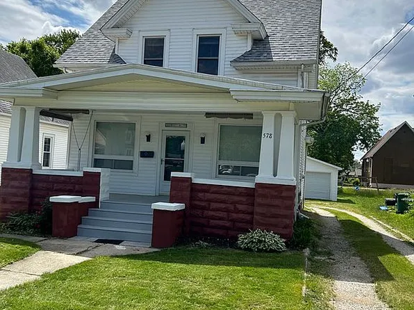 578 Jefferson St, Galesburg, IL 61401