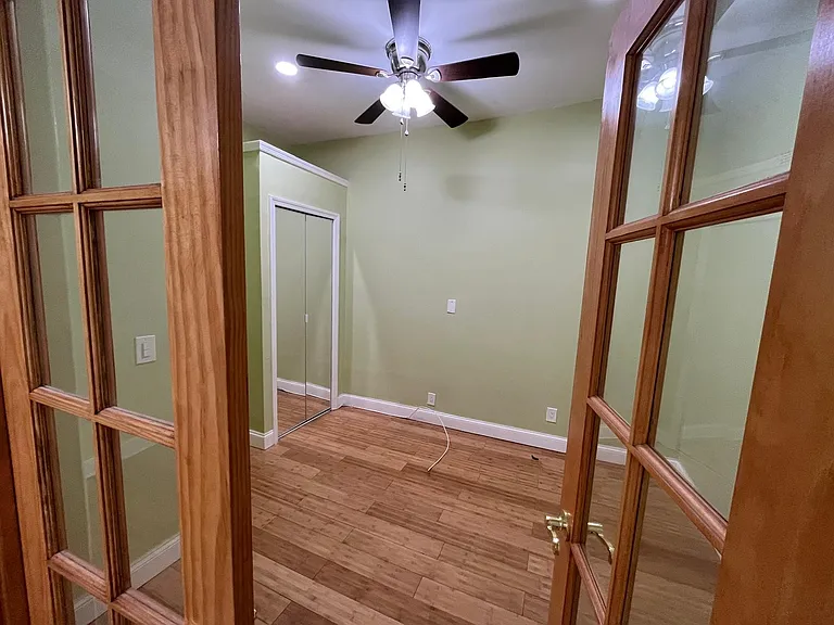 3306 Hudson Ave #2 — Photo 3