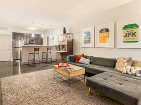 Boulevard At Oakley Station Apartments - Cincinnati, OH | Zillow