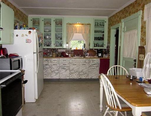 3rd image of 29 Cherry St