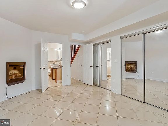 5th image of 465 Florida Ave NW APT B