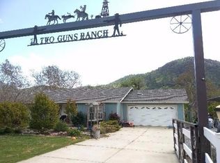 7479 Live Oak Dr, Sanger, CA 93657