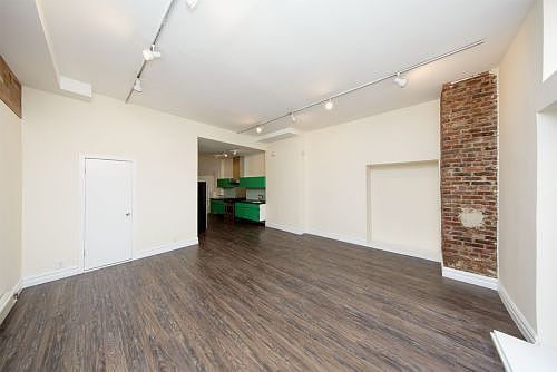 4th image of 71 Grand St #2