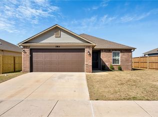 3710 S 2nd Pl, Rogers, AR 72758