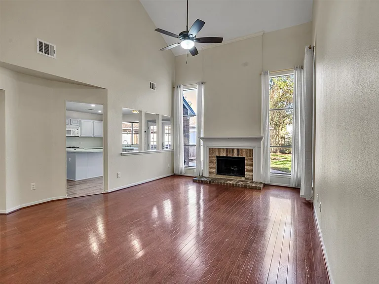 2108 Autumn Cove Dr — Photo 15