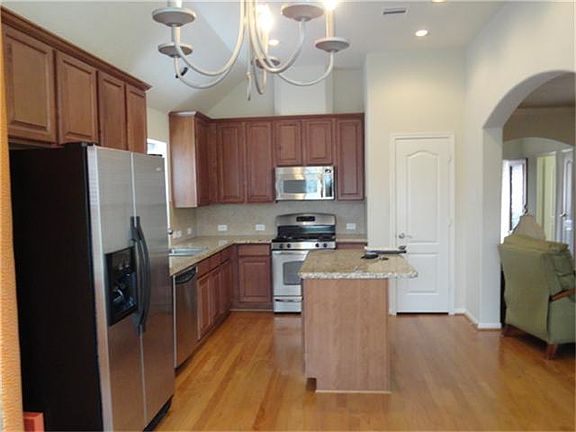 4th image of 30222 Emerson Creek Dr