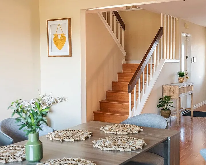 Crest Vista Dr — Photo 13