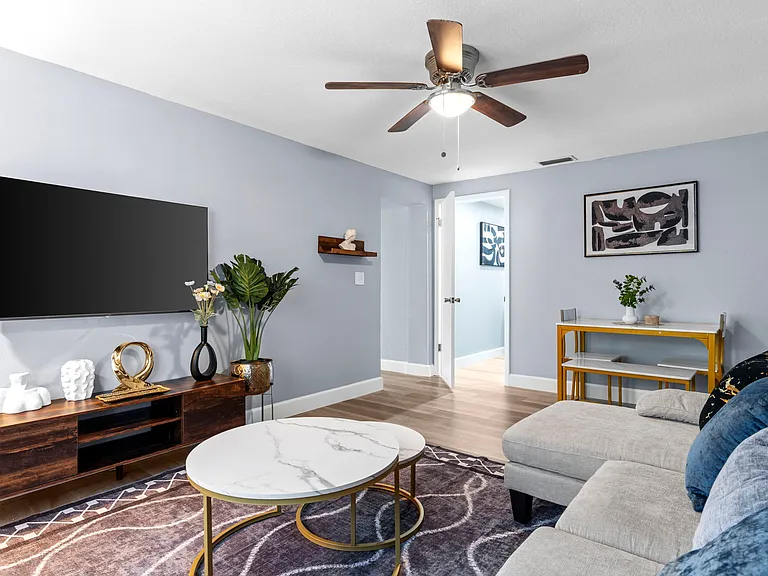 3102 E Knollwood St #B — Photo 19