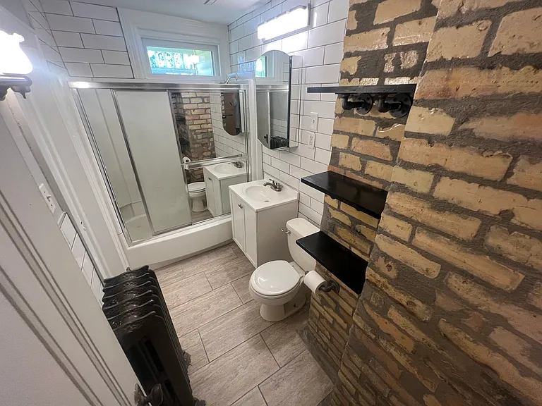 2654 Colfax Ave S — Photo 14
