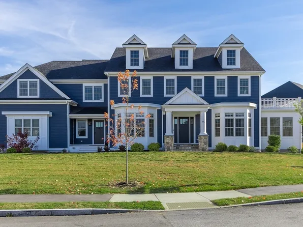 15 Graystone Ln, Natick, MA 01760