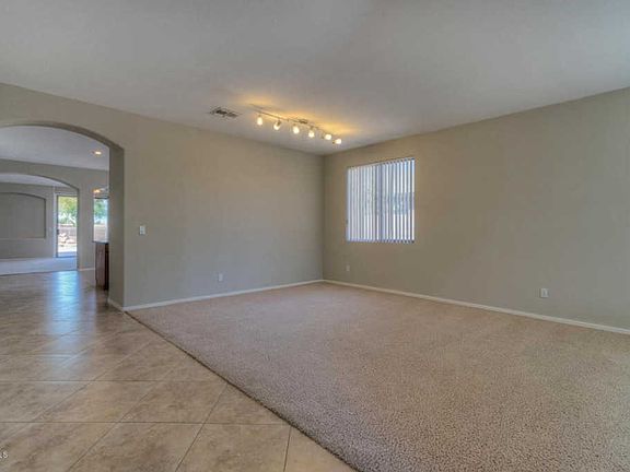 3rd image of 2150 E Augusta Ave
