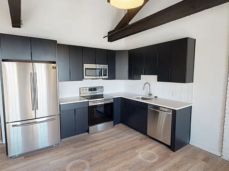 Bromley Dwelling — Photo 12