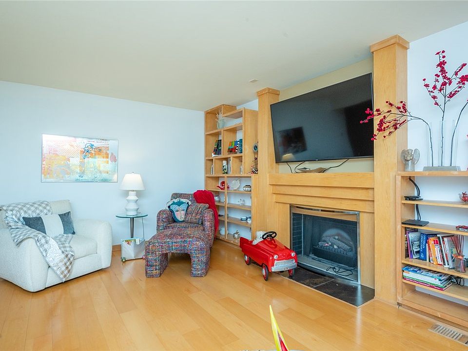 3131 Fleur Dr UNIT 402, Des Moines, IA 50321 Zillow