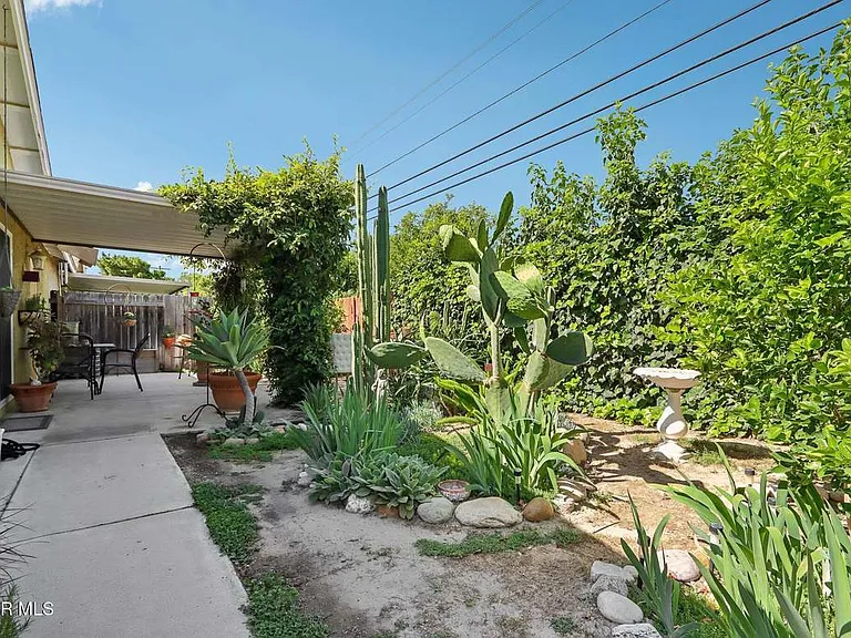 1725 Sequoia Ave — Photo 11
