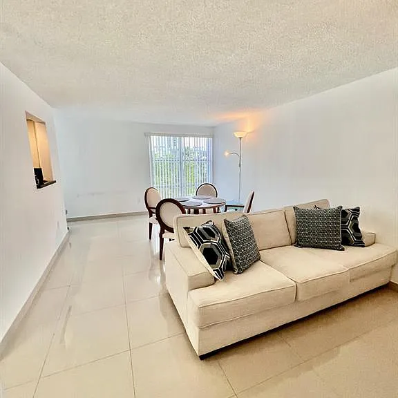 17570 Atlantic Blvd #416 — Photo 7