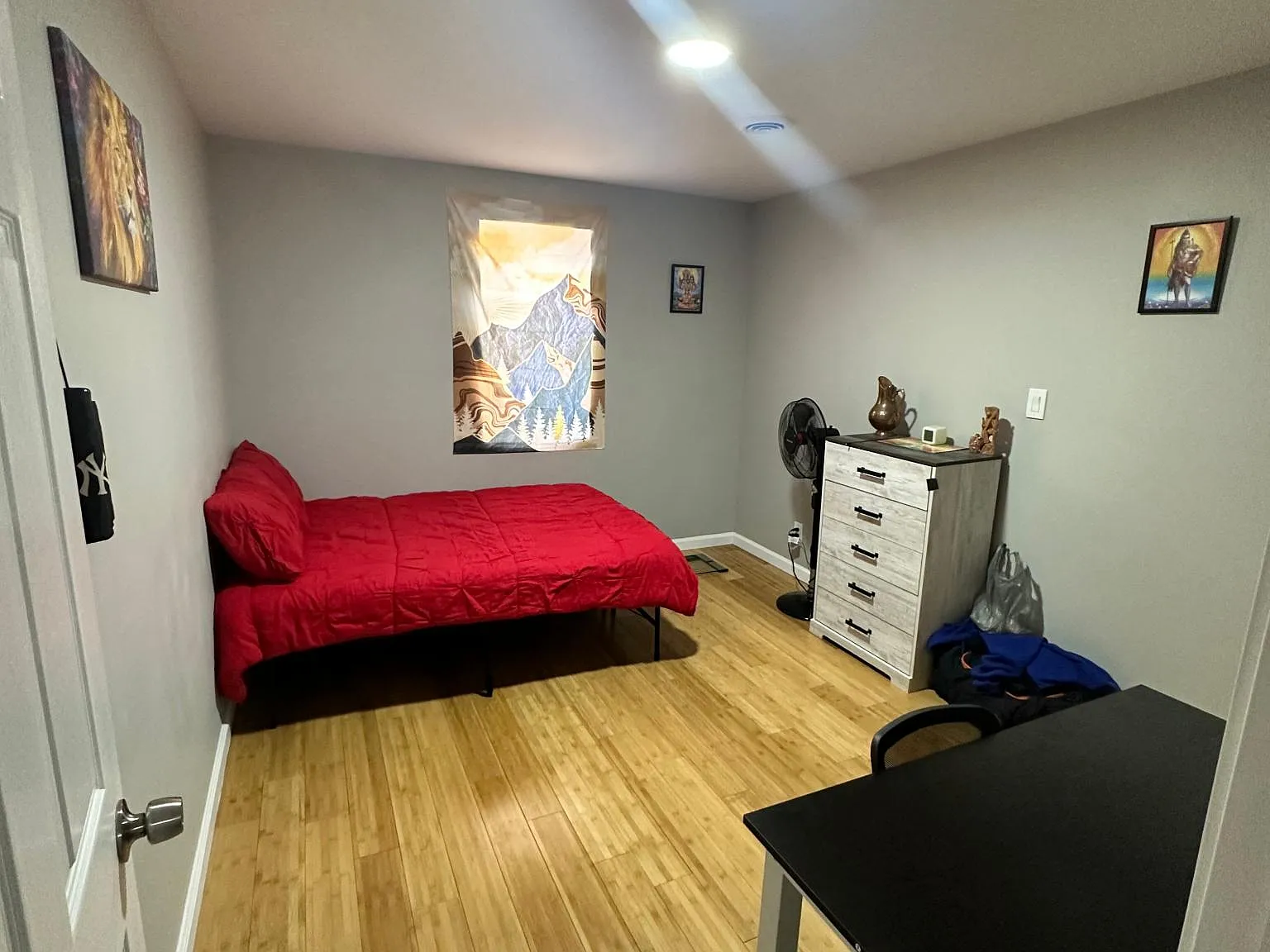 2 bed, 1100 sqft, $1,200 — Photo 4