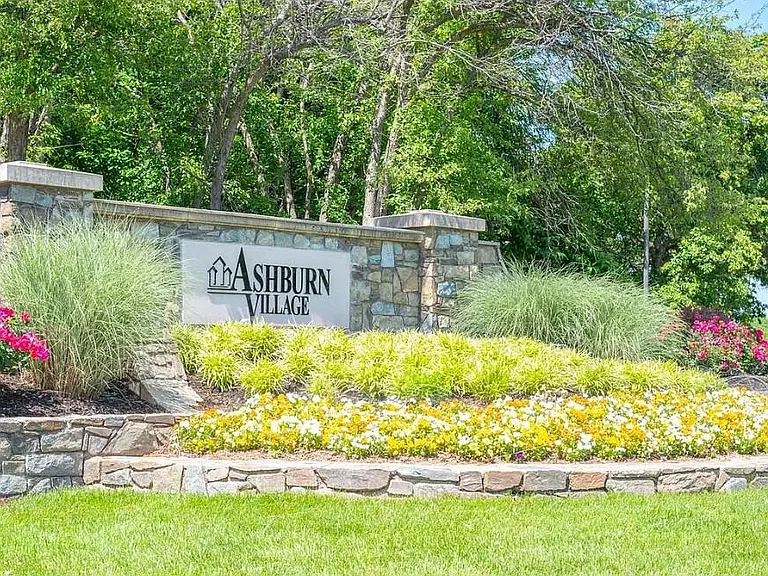 44054 Gala Cir — Photo 27