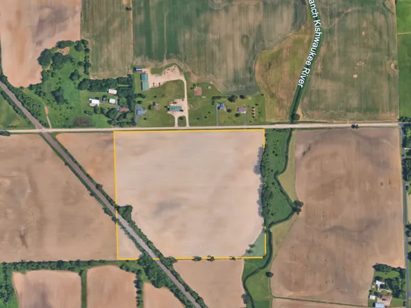 0 Streit Rd, Harvard, IL 60033