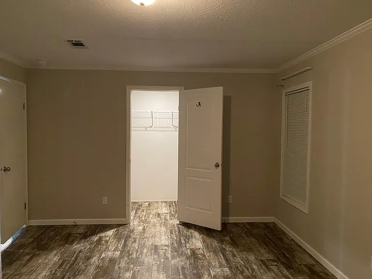 12118 Anderson Dr — Photo 24