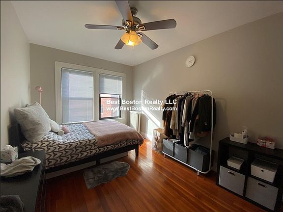 4th image of 9 Sewall Ave #C14