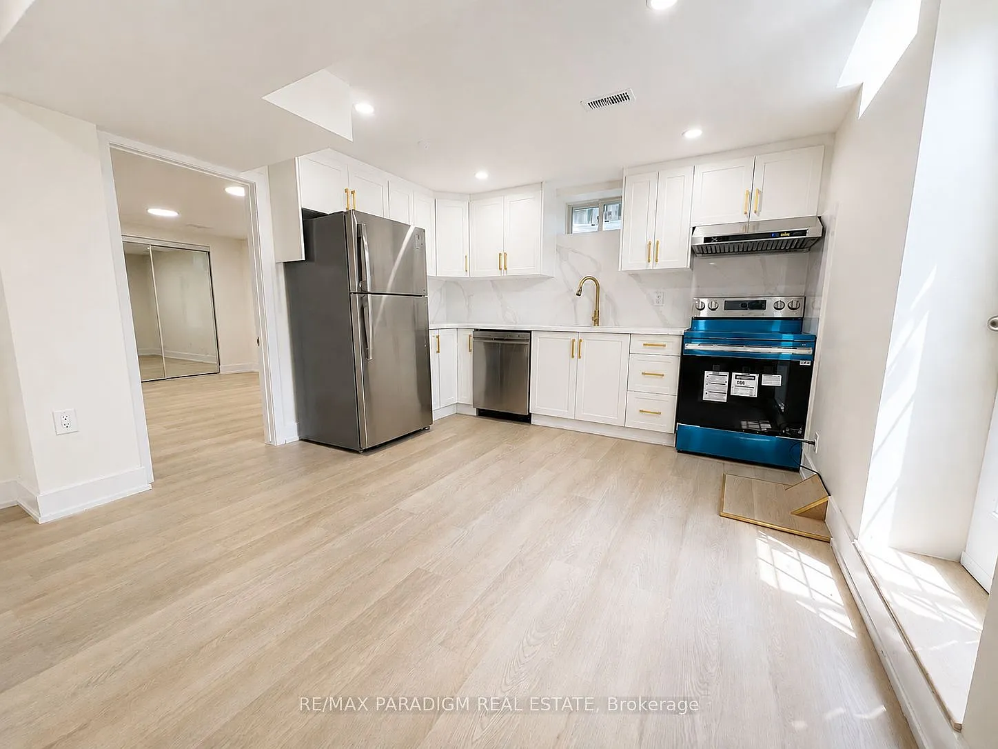 2 bed, $2,000 — Photo 2