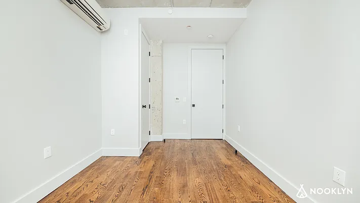 Rented by Nooklyn NYC LLC | media 44