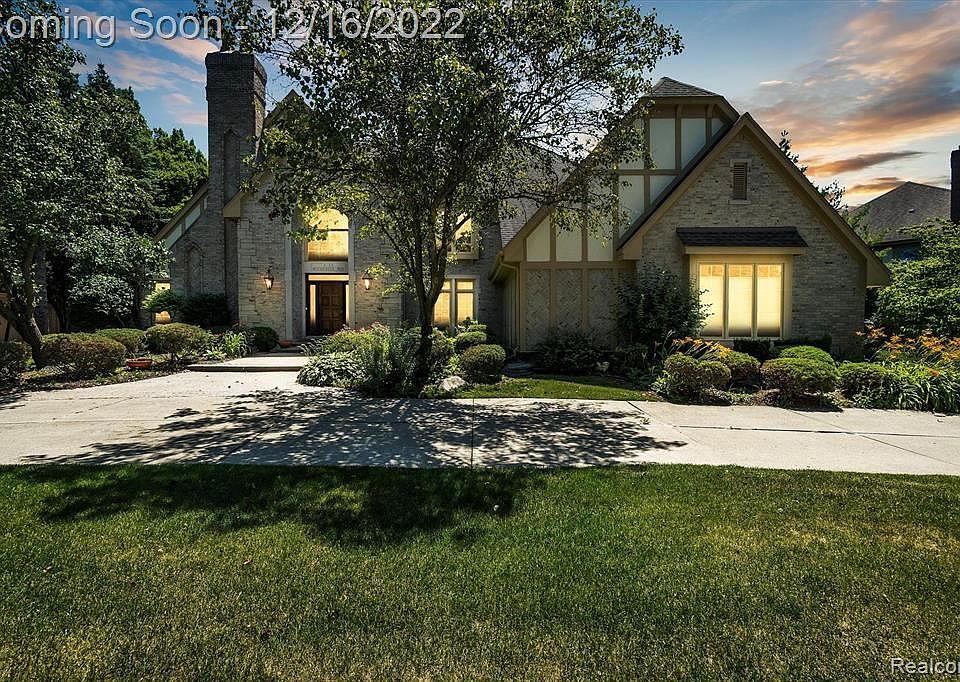 1st image of 3128 Woodcreek Way