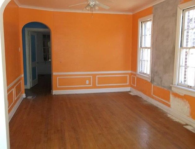 1st image of 5351 Ruskin Ave