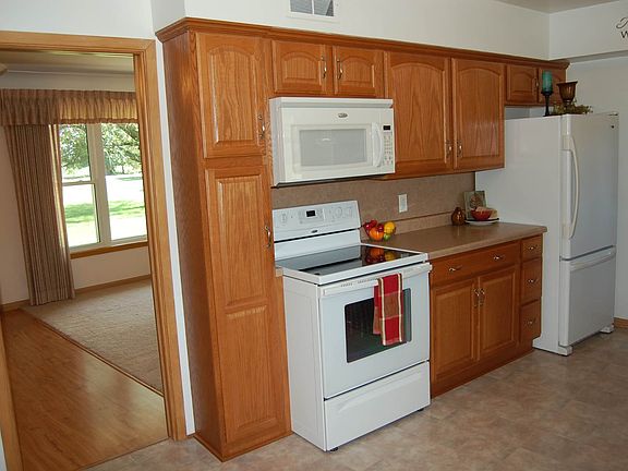 4th image of 707 4th Ave