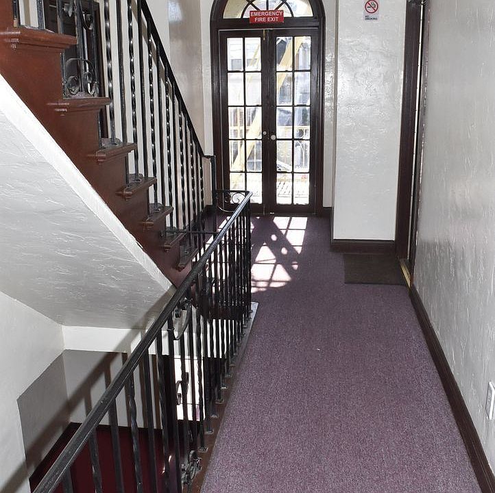 1st image of 144 13th St #2686465