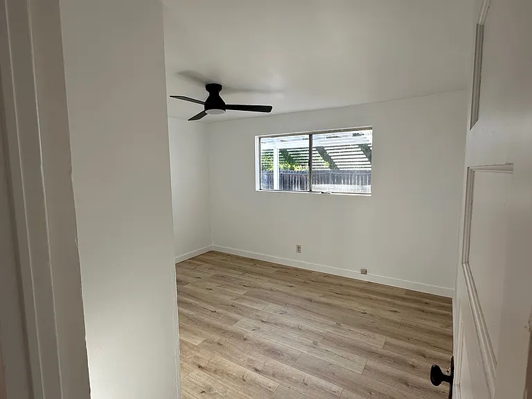 956 Tico Rd — Photo 8
