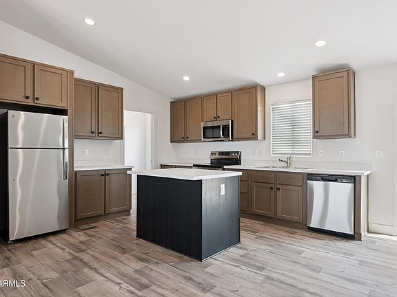 3rd image of 11027 W COPPER KETTLE Drive