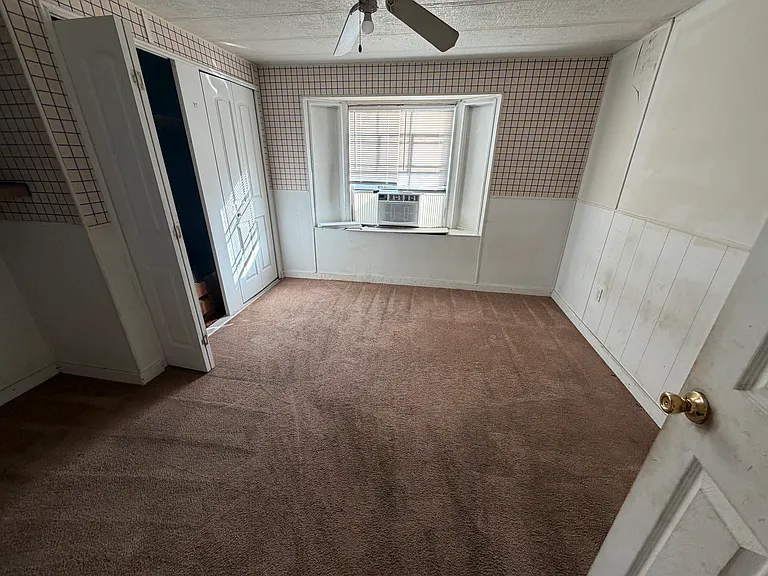 208 Courtney Ln #23 — Photo 6